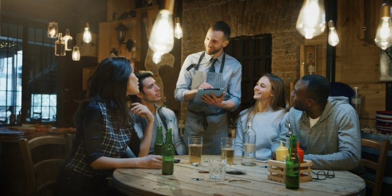 Pedir una cerveza en alemán Pedir una cerveza en alemán